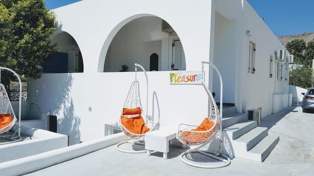Pleasure Beachside Apartments Perissa  Luaran gambar