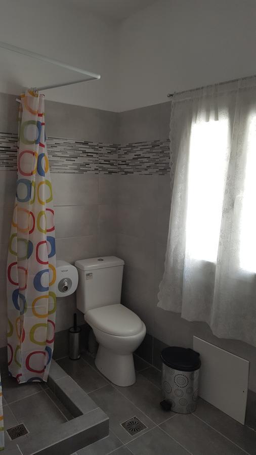 Pleasure Beachside Apartments Perissa  Luaran gambar